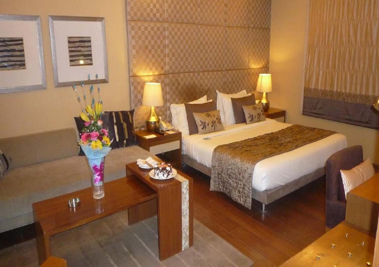 Udman Hotel Panchshila Park Yeni Delhi Dış mekan fotoğraf