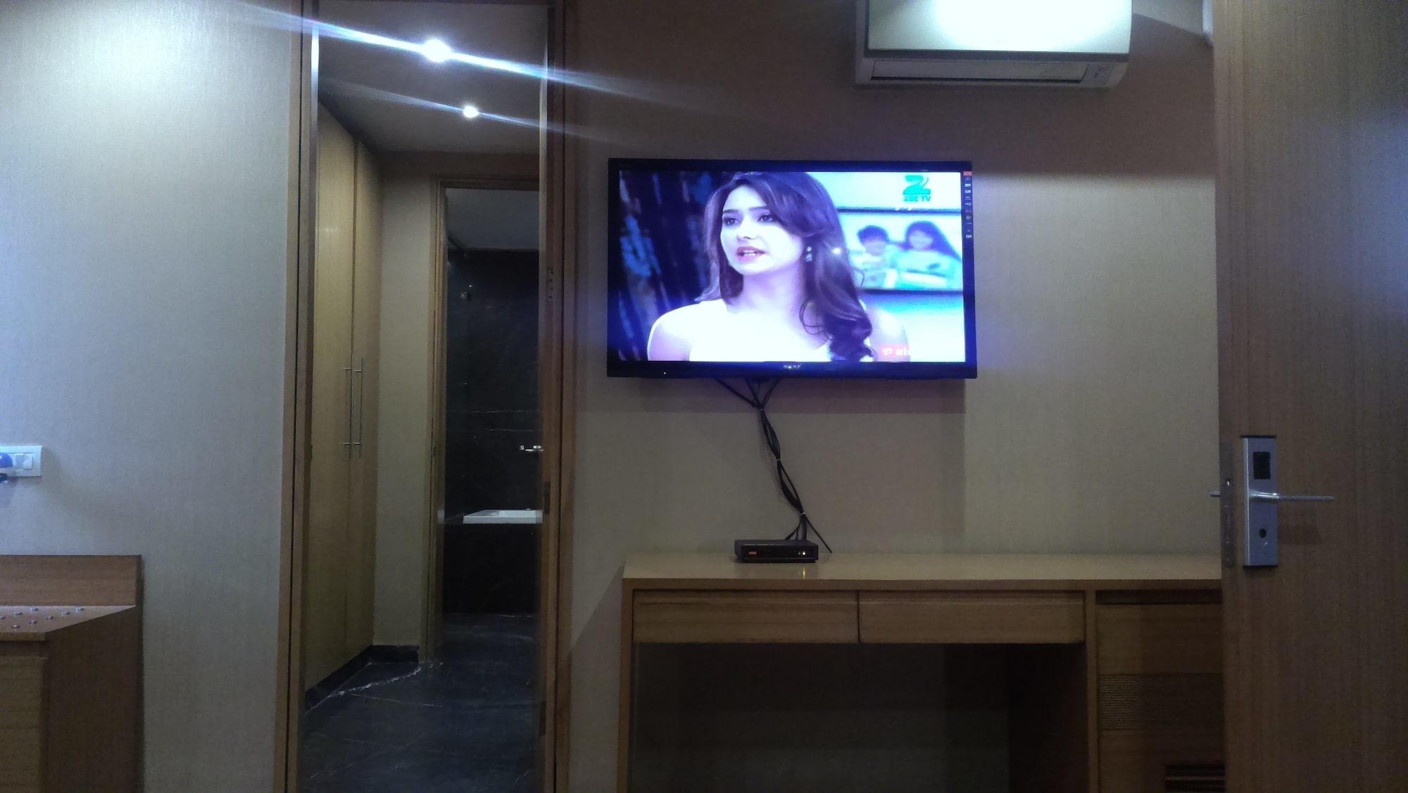 Udman Hotel Panchshila Park Yeni Delhi Dış mekan fotoğraf