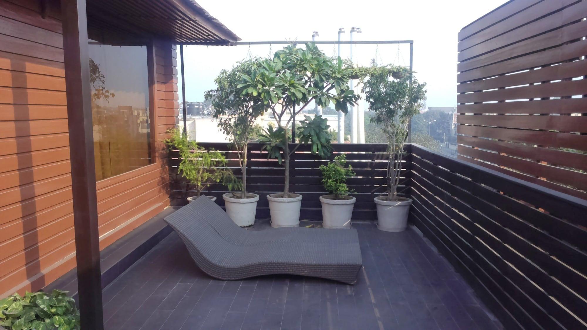Udman Hotel Panchshila Park Yeni Delhi Dış mekan fotoğraf