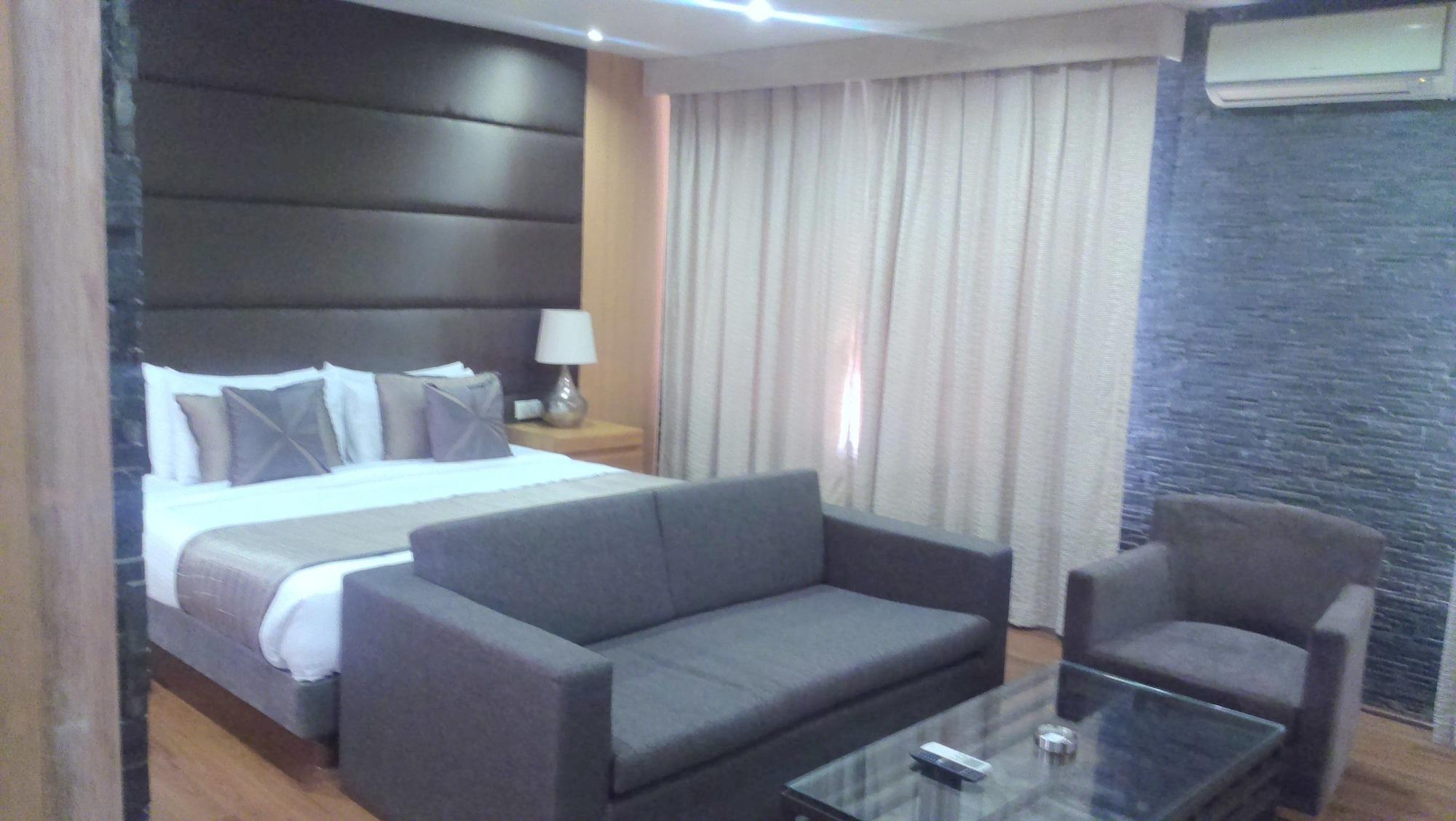 Udman Hotel Panchshila Park Yeni Delhi Dış mekan fotoğraf