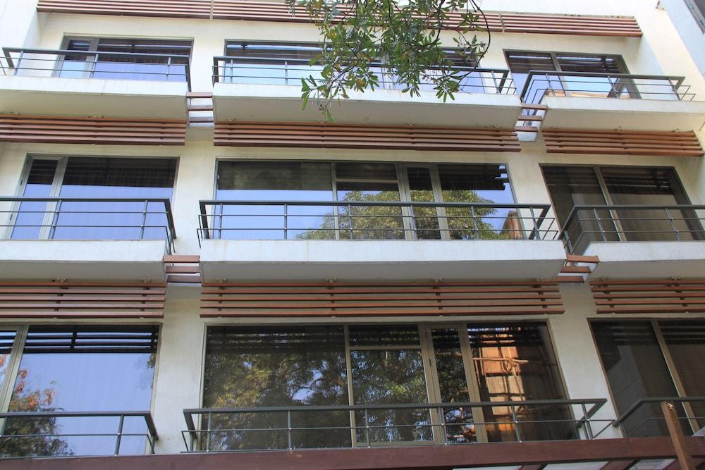 Udman Hotel Panchshila Park Yeni Delhi Dış mekan fotoğraf